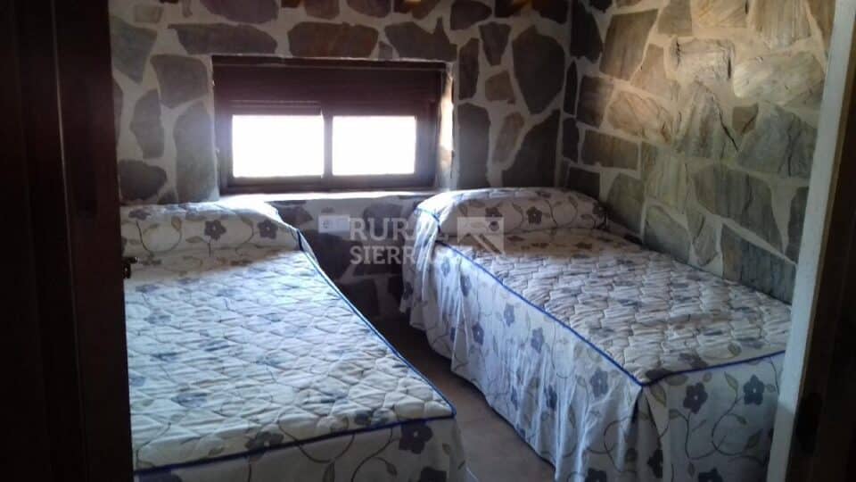 Impresionante Casa Rural en El Borge para grandes grupos - Imagen 32