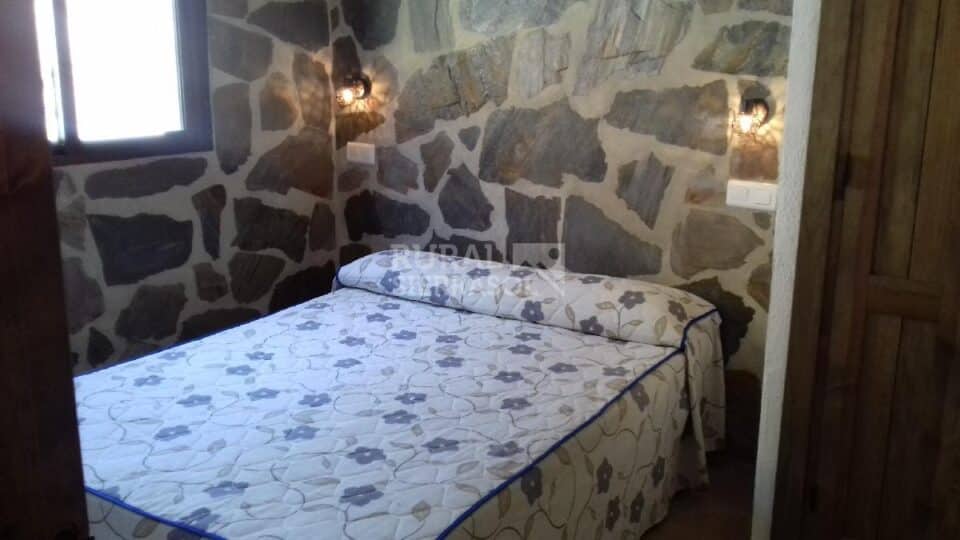 Impresionante Casa Rural en El Borge para grandes grupos - Imagen 34