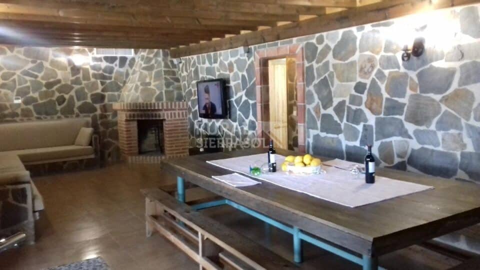 Impresionante Casa Rural en El Borge para grandes grupos - Imagen 39