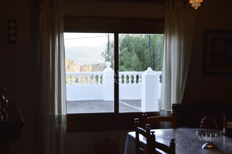 Acogedora Casa Rural en Lanjarón con piscina y chimenea - Imagen 23