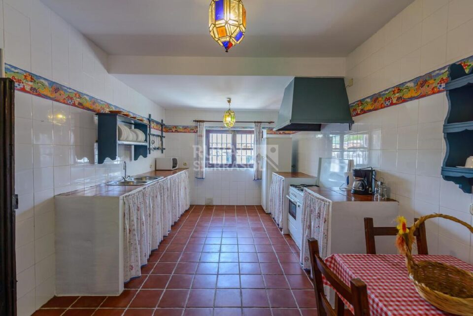Cocina de Casa rural en Alcaucín (Málaga)-3865