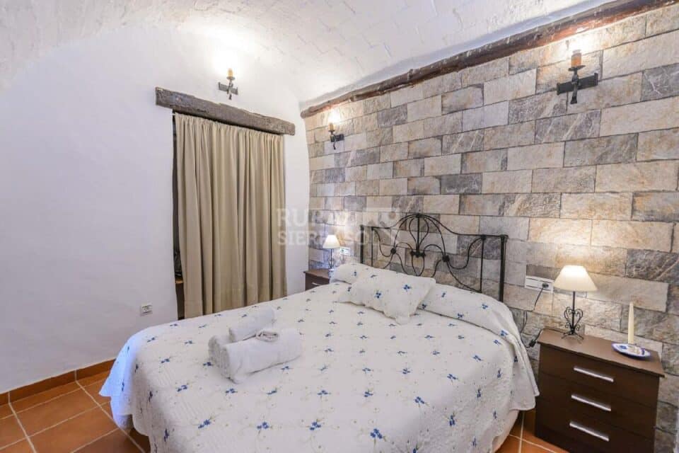 Magnífica Casa Rural en Alcaucín, a 25 km de la playa - Imagen 33