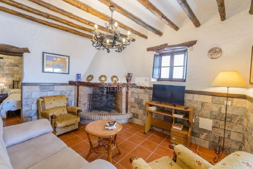 Magnífica Casa Rural en Alcaucín, a 25 km de la playa - Imagen 34