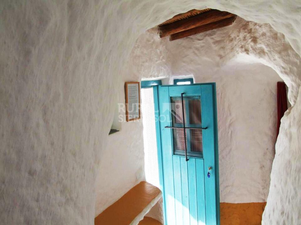 Maravillosa Casa Cueva en Baza, con chimenea y wifi - Imagen 22