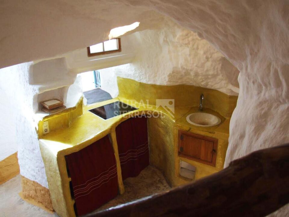 Maravillosa Casa Cueva en Baza, con chimenea y wifi - Imagen 28