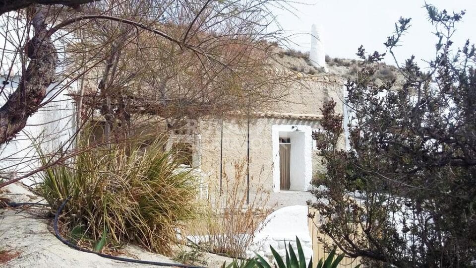 Espléndida Casa Cueva en Baza, con wifi, chimenea y hamman - Imagen 12