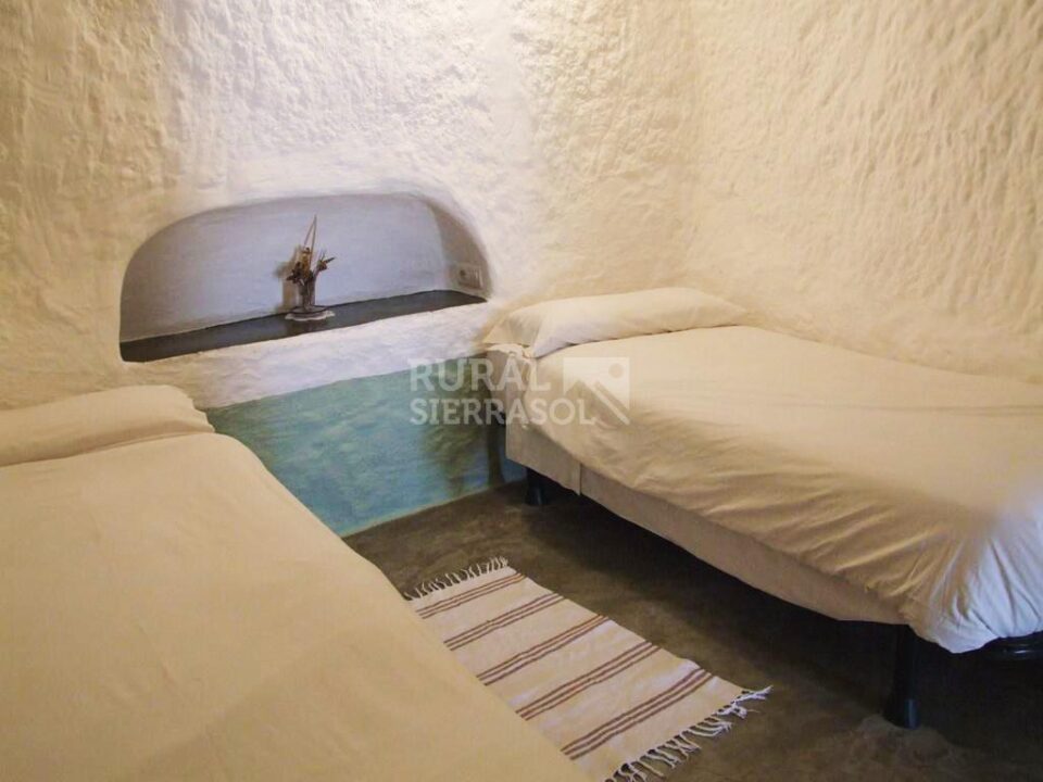 Espléndida Casa Cueva en Baza, con wifi, chimenea y hamman - Imagen 20