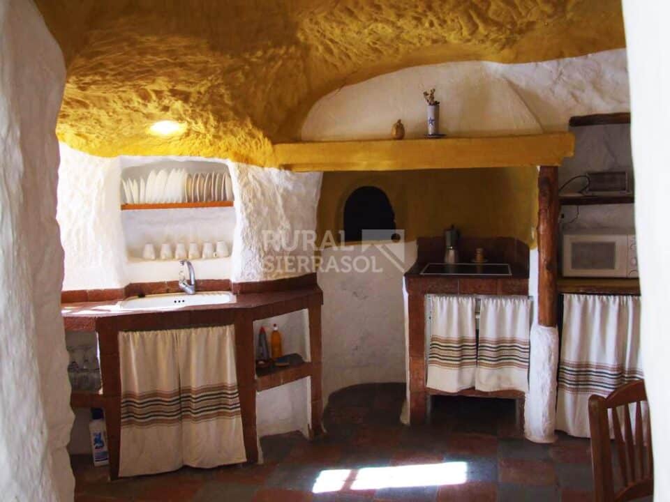 Espléndida Casa Cueva en Baza, con wifi, chimenea y hamman - Imagen 22