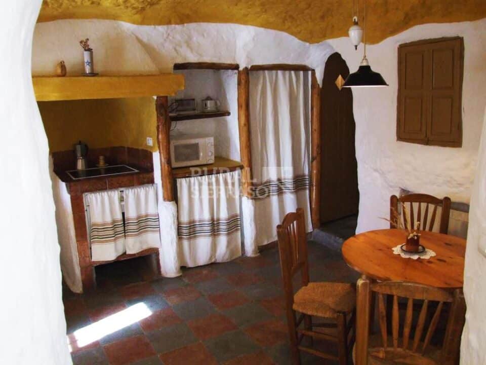 Espléndida Casa Cueva en Baza, con wifi, chimenea y hamman - Imagen 23
