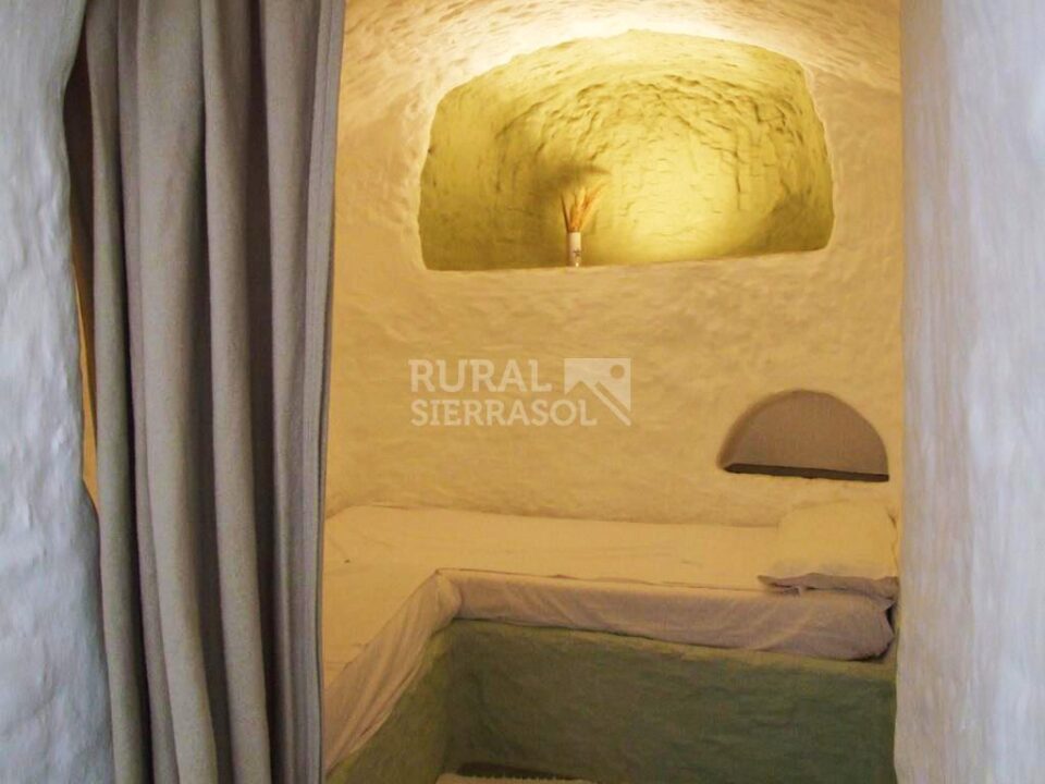 Espléndida Casa Cueva en Baza, con wifi, chimenea y hamman - Imagen 28