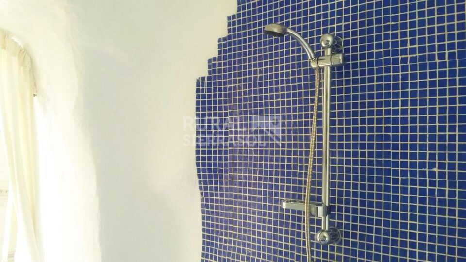 Magnífica Casa Cueva en Baza, con piscina y wifi - Imagen 13