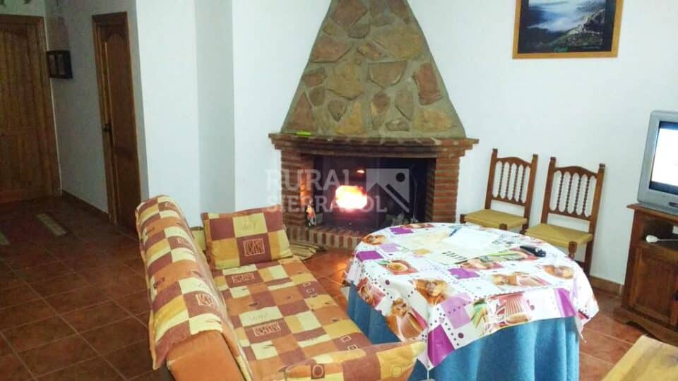 Acogedora Vivienda Rural en Castril de La Peña, con chimenea y barbacoa - Imagen 10