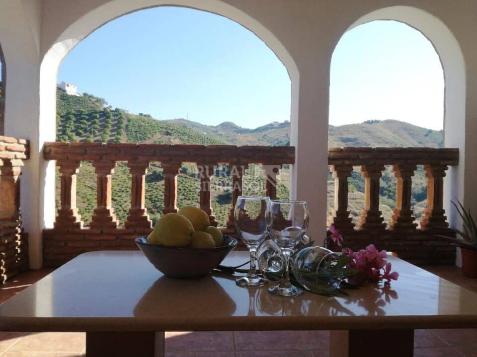 Maravillosa Casa Rural en El Borge, con piscina y wifi - Imagen 8