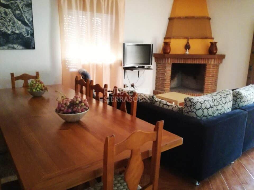 Maravillosa Casa Rural en El Borge, con piscina y wifi - Imagen 28