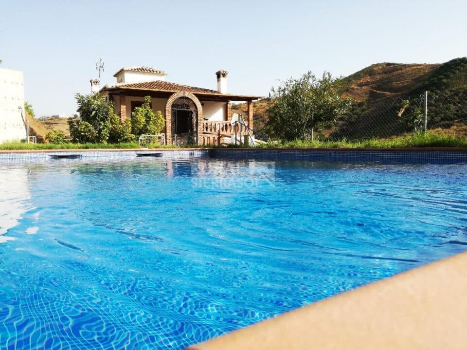 Maravillosa Casa Rural en El Borge, con piscina y wifi - Imagen 37