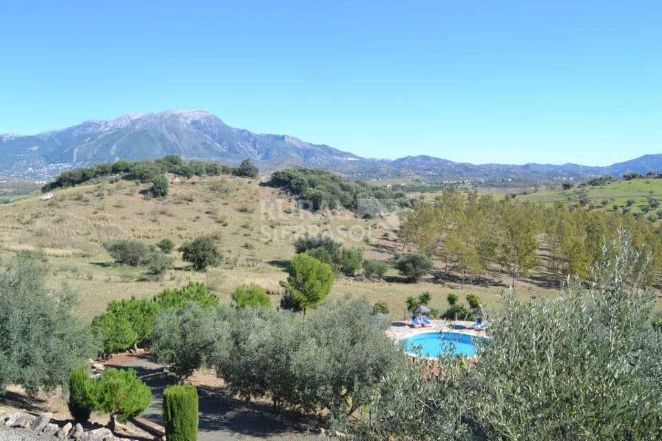 Preciosa Casa Rural junto al Embalse de La Viñuela, con piscina y aire acondicionado - Imagen 39