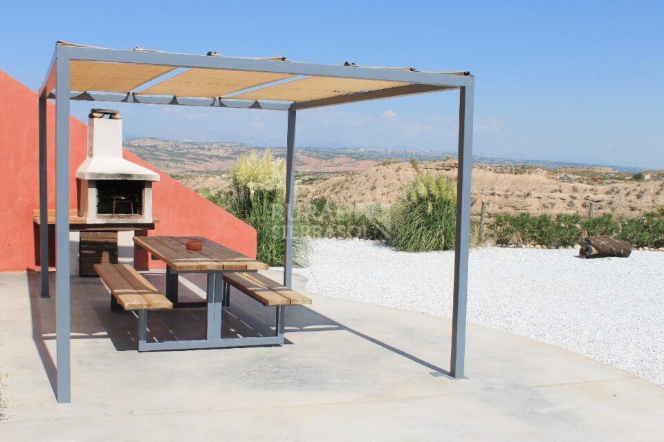 Acogedora Casa Cueva en Freila, con piscina y aire acondicionado - Imagen 4