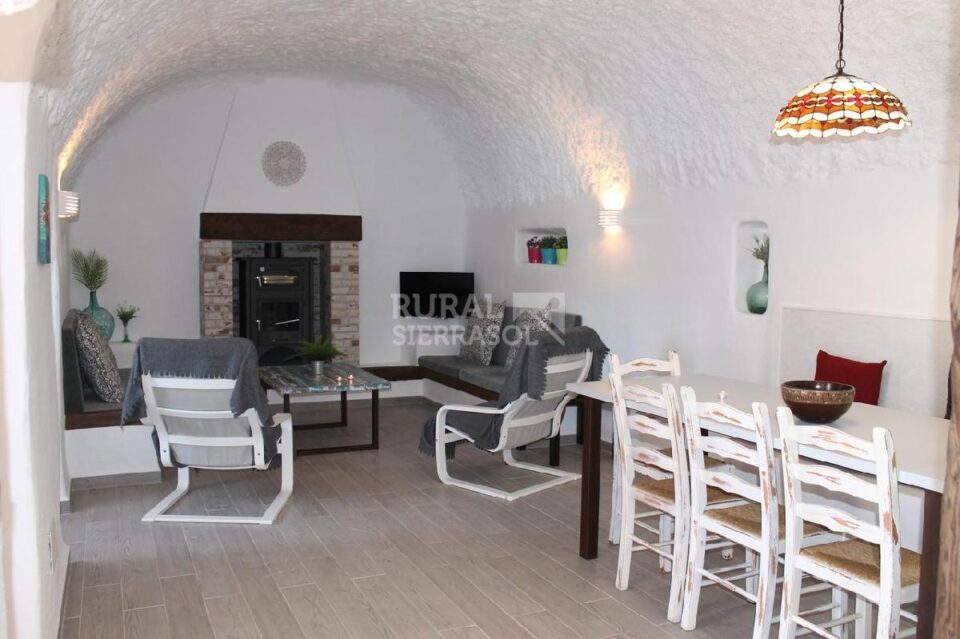 Impresionante Casa Cueva en Freila, especial para grandes grupos - Imagen 4