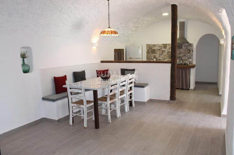Impresionante Casa Cueva en Freila, especial para grandes grupos - Imagen 5
