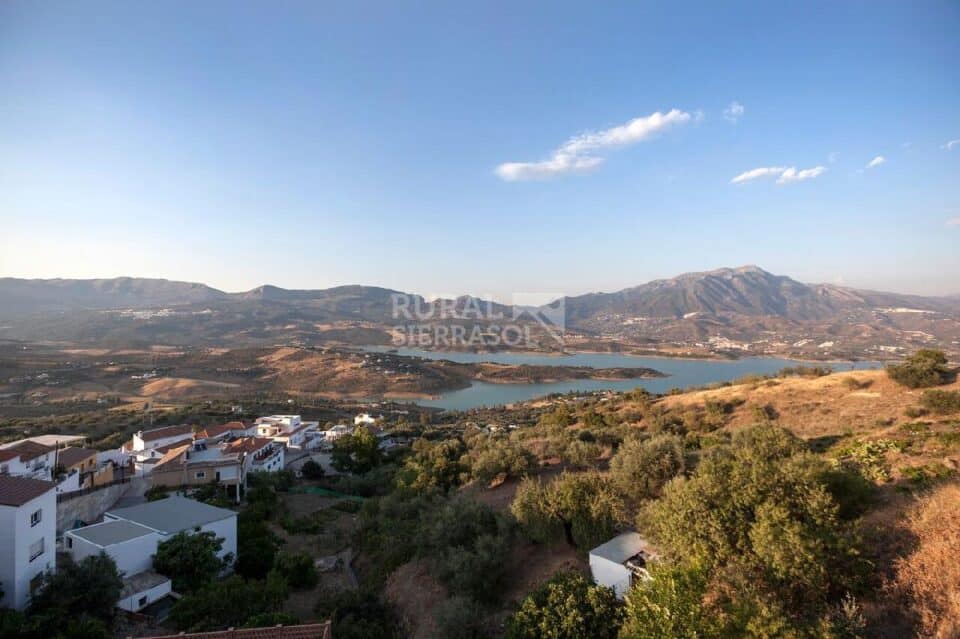 Acogedor Hotel Rural con SPA y preciosas vistas al lago - Imagen 7