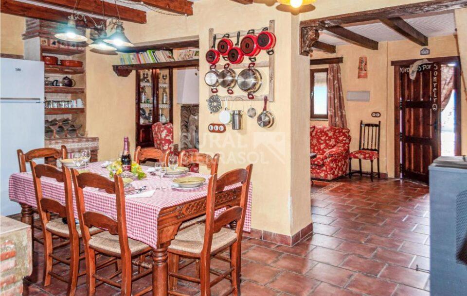 Casa Rural en Arenas del Rey, con piscina y barbacoa - Imagen 4