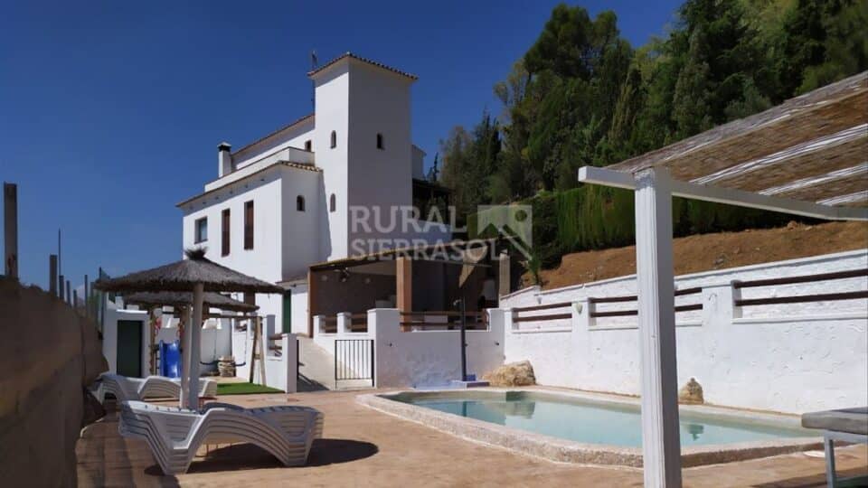 Preciosa Casa Rural en Benaoján con piscina, barbacoa y chimenea - Imagen 4