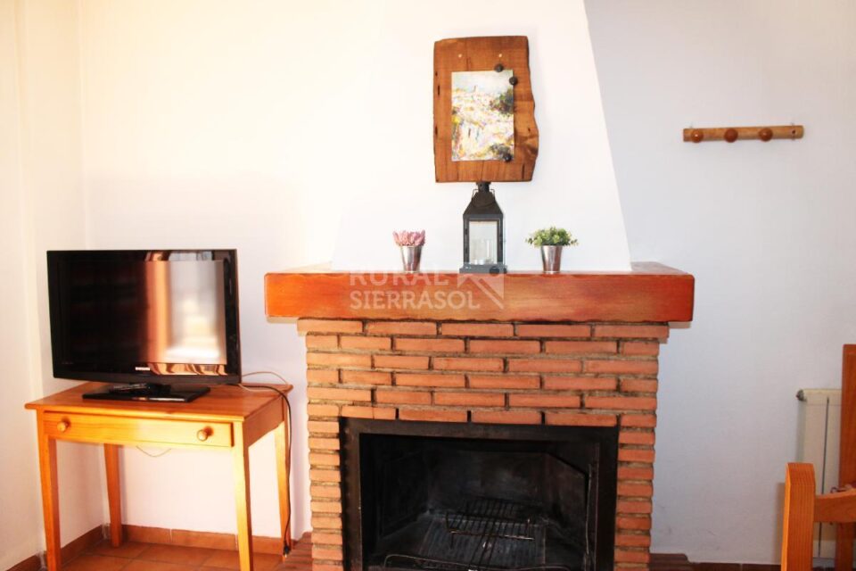 Precioso Apartamento Rural en Capileira, con chimenea y wifi - Imagen 4