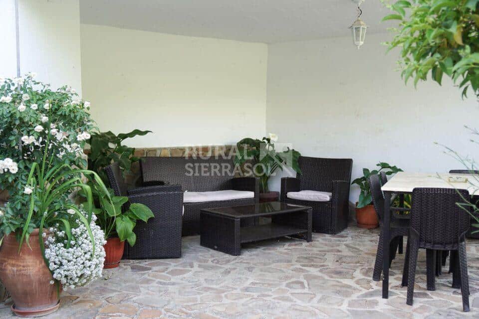 Amplio Alojamiento Rural en Castril, con barbacoa y aire acondicionado - Imagen 3