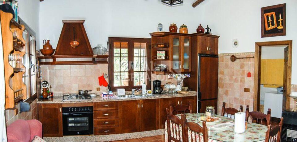 Casa Rural en Jubrique con chimenea, barbacoa y piscina - Imagen 27