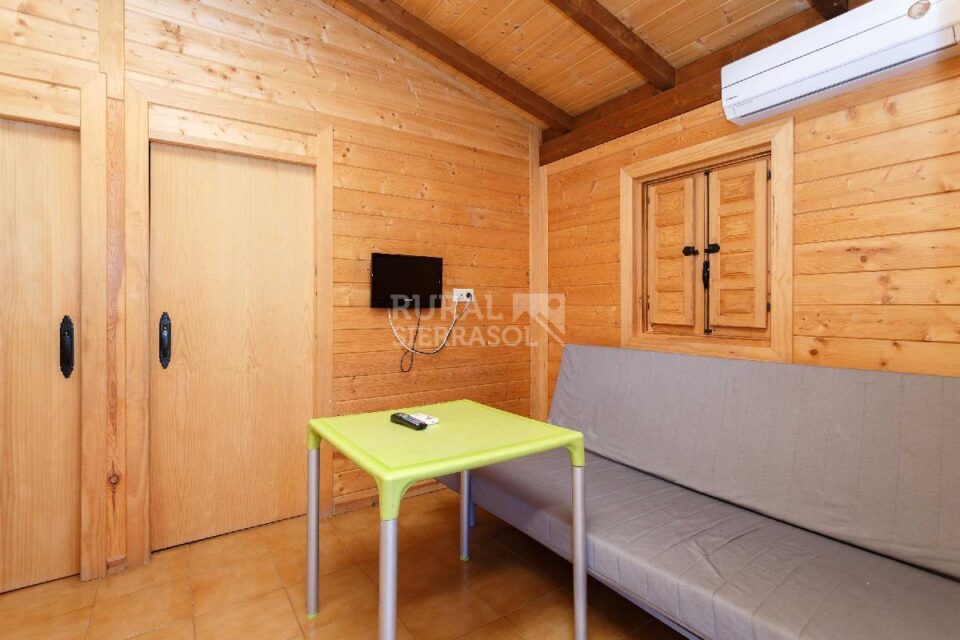 Maravillosa Cabaña de Madera en Humilladero, con piscina y aire acondicionado - Imagen 20