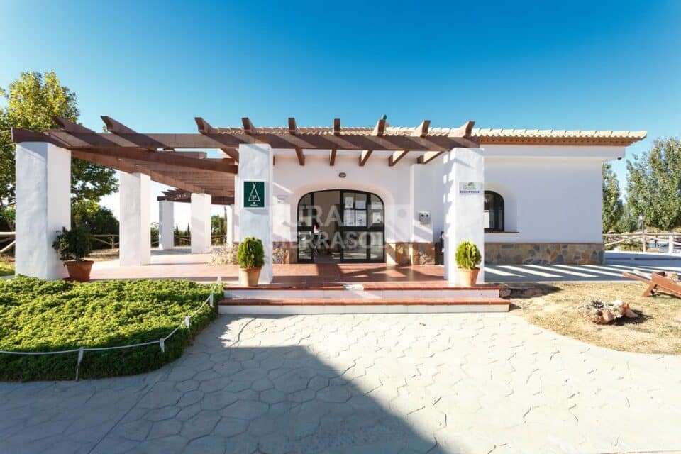 Fantástico Alojamiento Rural cerca de La Laguna Fuente de Piedra, con piscina y aire acondicionado - Imagen 44