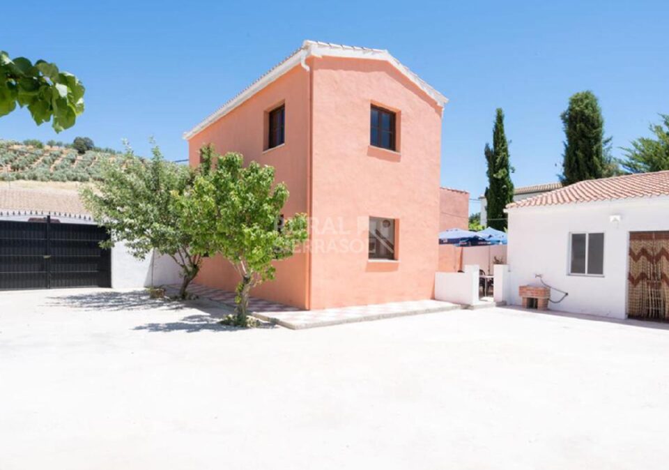 Acogedora Casa Rural en Los Montes Orientales de Granada - Imagen 5