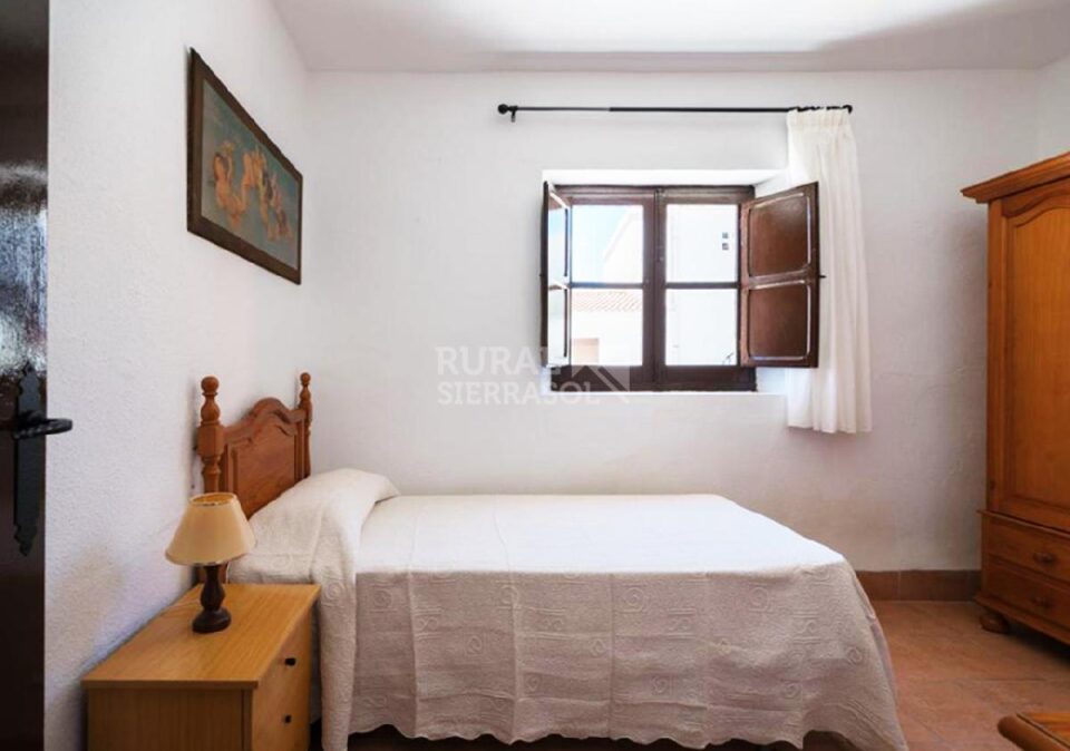Acogedora Casa Rural en Los Montes Orientales de Granada - Imagen 9