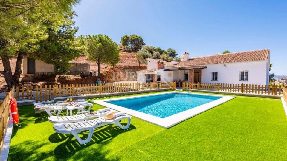 Magnífica Casa Rural en El Chorro, con piscina, aire acondicionado y wifi - Imagen 39