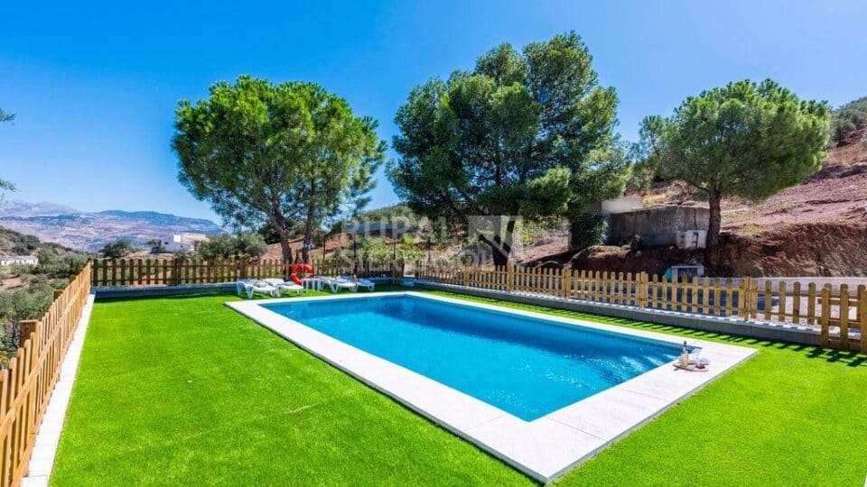Magnífica Casa Rural en El Chorro, con piscina, aire acondicionado y wifi - Imagen 60