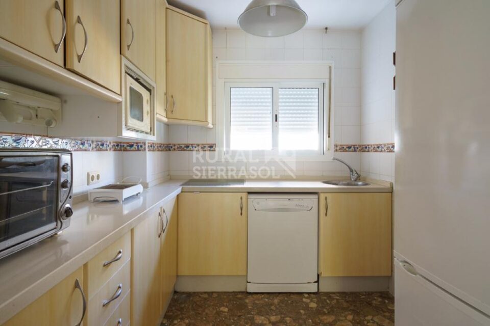 Acogedor Apartamento Turístico en Torremolinos, a 300 metros de la playa - Imagen 4