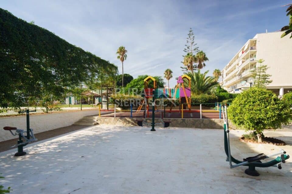 Acogedor Apartamento Turístico en Torremolinos, a 300 metros de la playa - Imagen 14