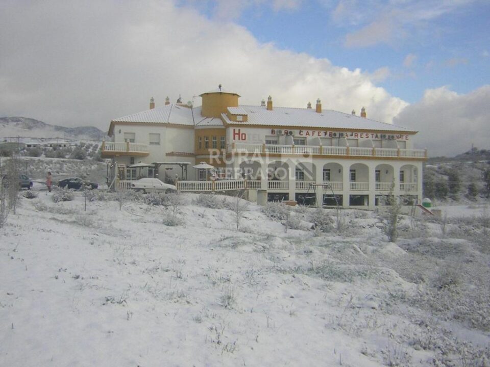Precioso Hotel Rural en Colmenar, con bonitas vistas al campo - Imagen 42
