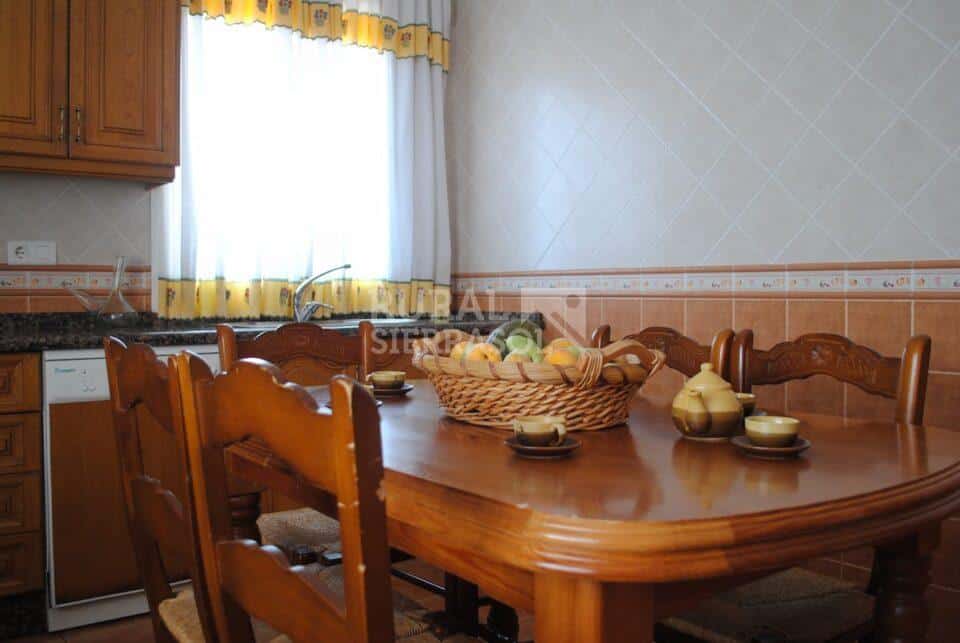 Cocina de arriba de casa rural en Periana (referencia 1003)