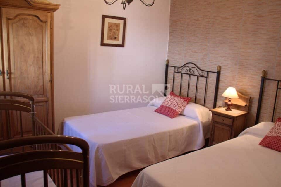 Casa Rural cerca de Granada, con piscina y barbacoa - Imagen 32