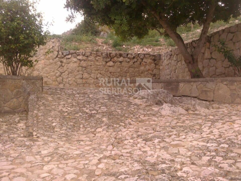 Original y auténtica Casa Rural en Cañete La Real con chimenea y piscina - Imagen 47
