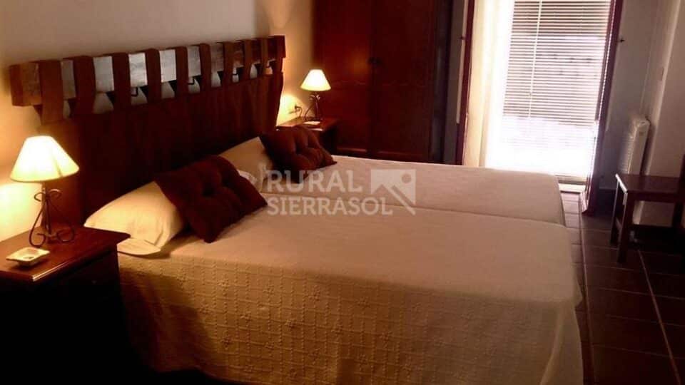 Centenaria Casa Rural a 21 km de la playa - Imagen 6