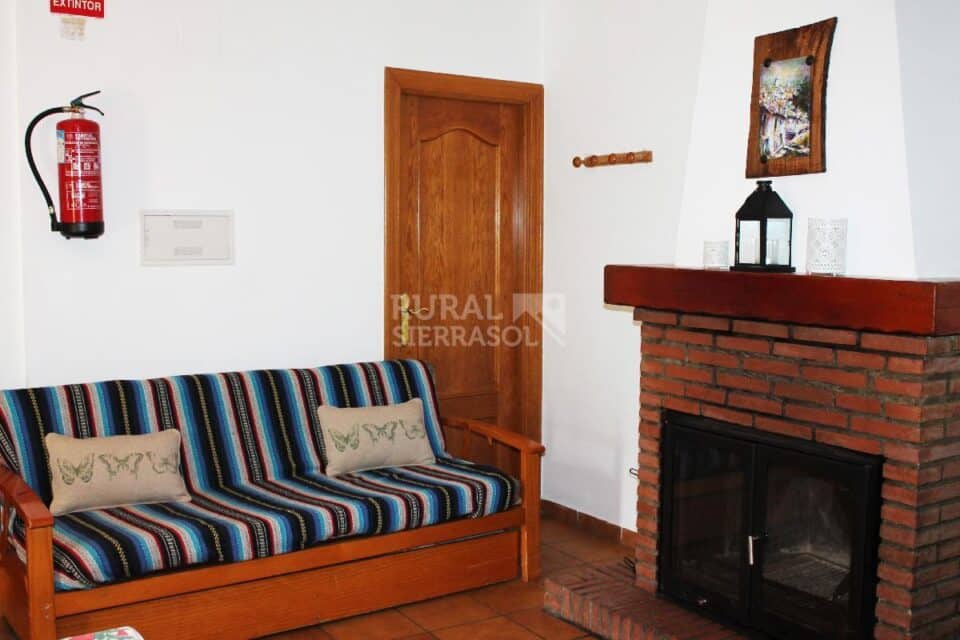 Magnífico Apartamento Rural en Capileira, con wifi y chimenea - Imagen 5