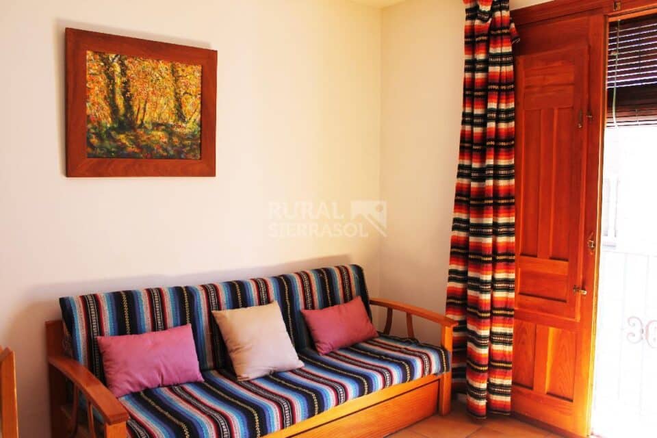 Precioso Apartamento Rural en Capileira, con chimenea y wifi - Imagen 5