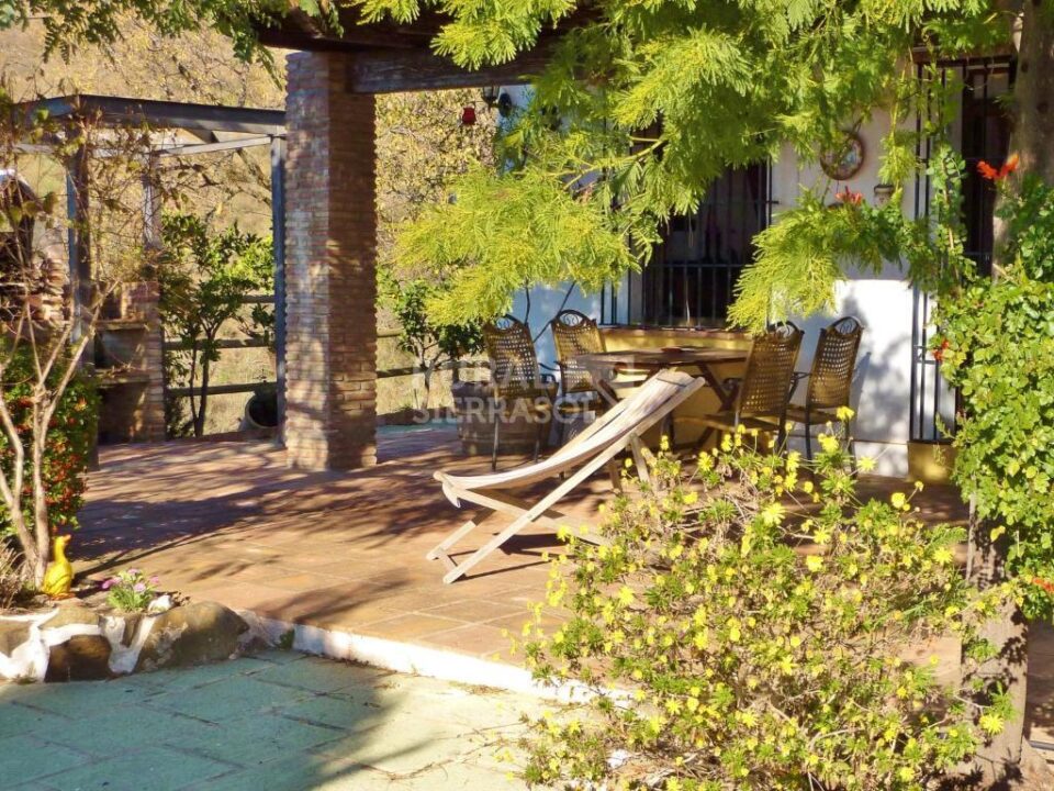 Acogedora Casa Rural en Casabermeja, con piscina, barbacoa y wifi - Imagen 7