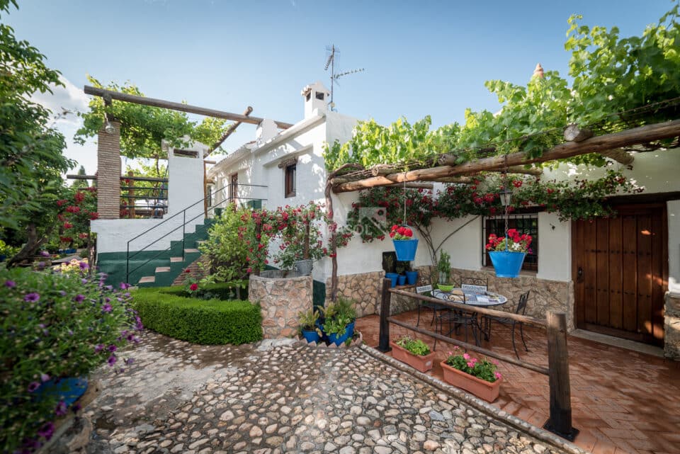 Acogedor Conjunto Rural en Padul, con piscina y barbacoa - Imagen 5