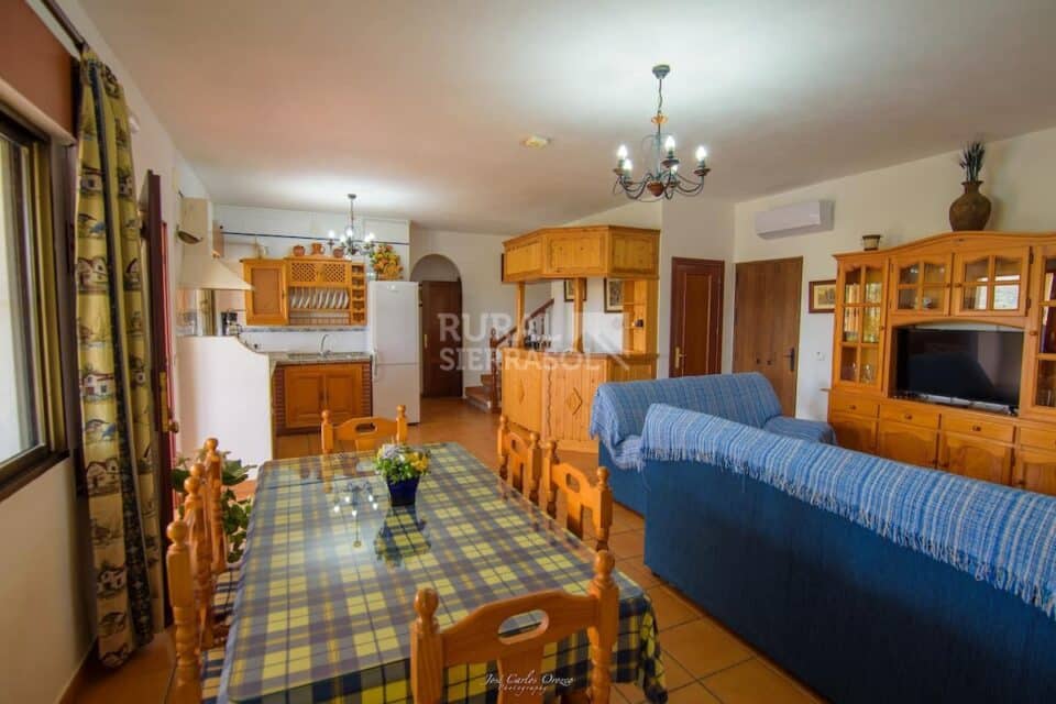 Casa Rural en Ronda, con piscina vallada, barbacoa, aire acondicionado - Imagen 5