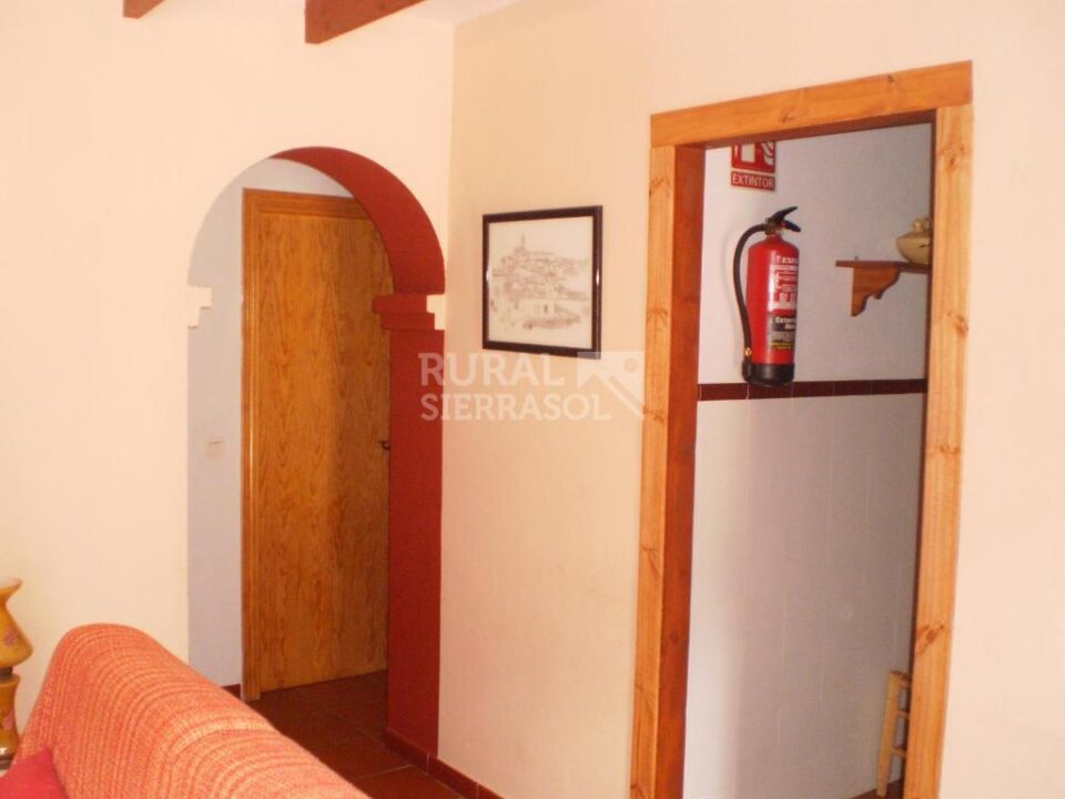 Acogedora Casa Rural en Los Romanes, con aire acondicionado y wi-fi - Imagen 5