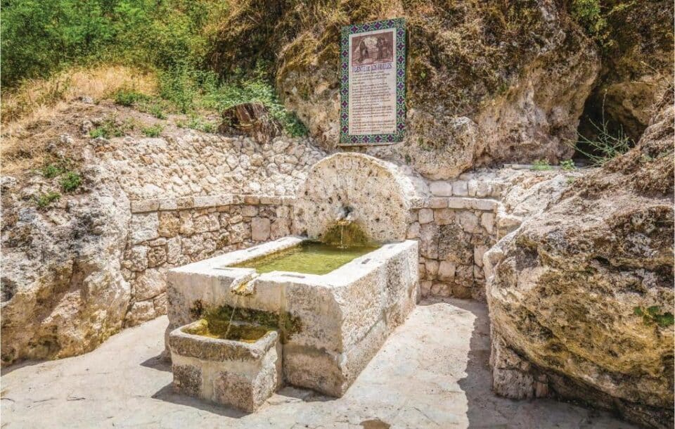 Fuente de Casa rural en Cuevas del Becerro (Málaga)-1091