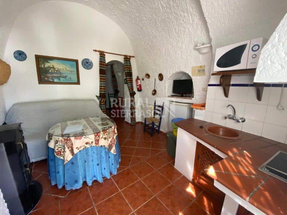 Casa Cueva en Guadix, con barbacoa y piscina - Imagen 7